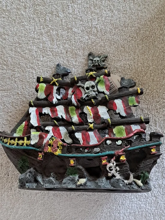 Pennplax Aquarium Decorative Pirate Ship Figurine with Red, White & Green Sails