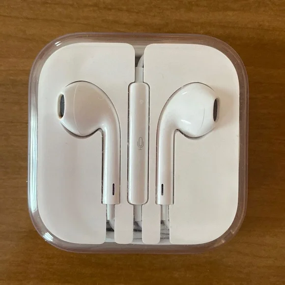 Apple EarPods Headphone Plug