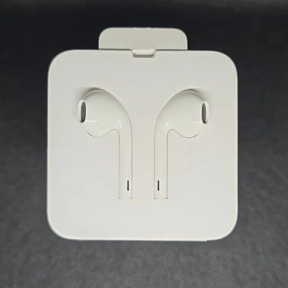 Apple iPhone earbuds