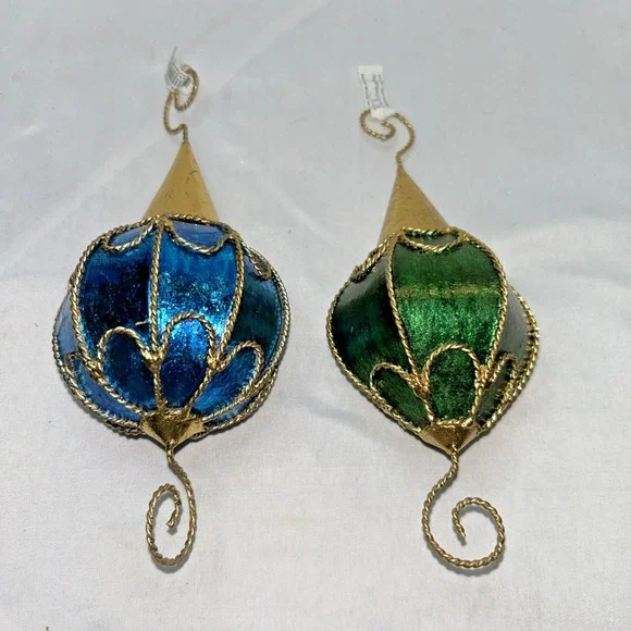 2-Department‎ 56 lantern-style Large Ornament Gold Filigree Scroll Blue/Green