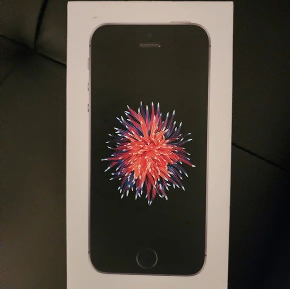 IPhone Box with Corded Ear Buds *NO PHONE*