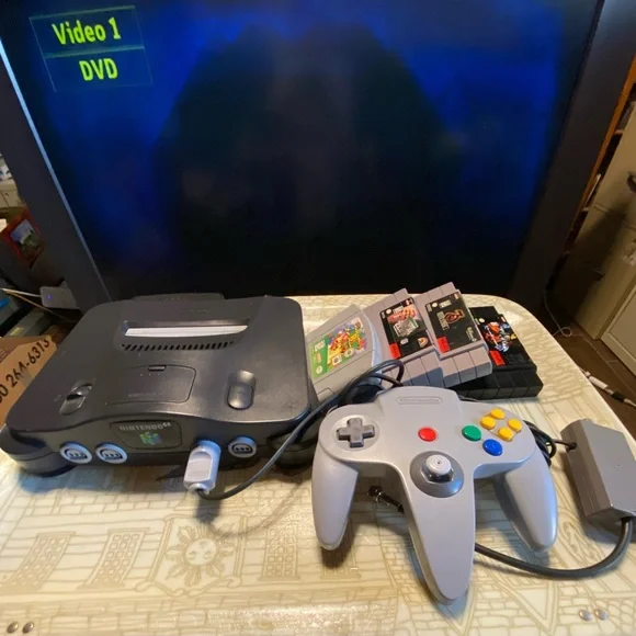 Nintendo 64 Auth Console Bundle Mario 64 MK Killer Instinct NFL Tested Working