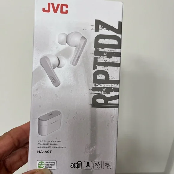 JVC White Wireless Earbuds