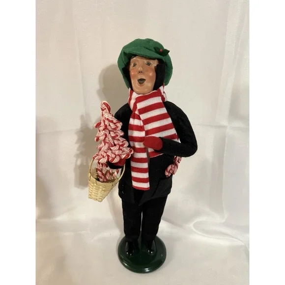 Byers Choice Caroler Candy Cane Seller Christmas Figure 13