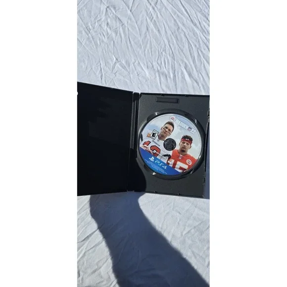 Madden NFL 22 PlayStation 4 PS4 MVP Edition