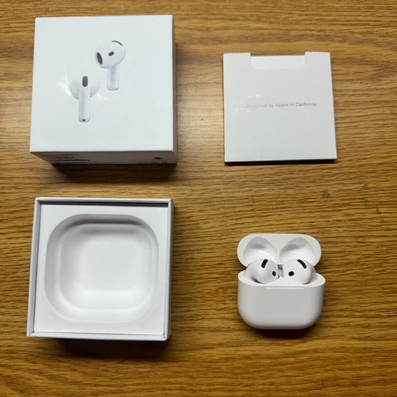 AirPods 4 ANC
