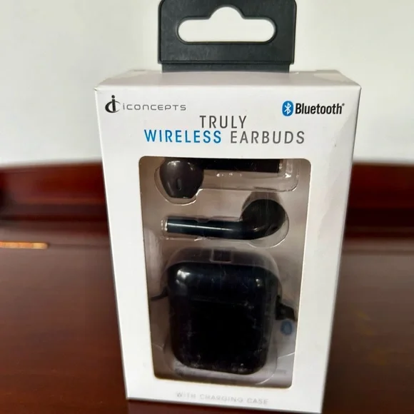 Black Wireless Earbuds