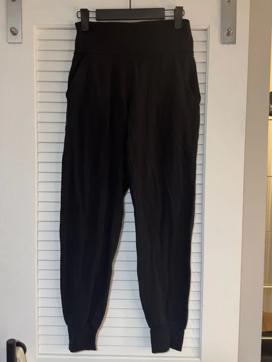 lululemon athletica Black Tapered Jogger Pants