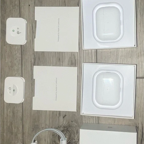 White Wireless Earbuds with Charging Case