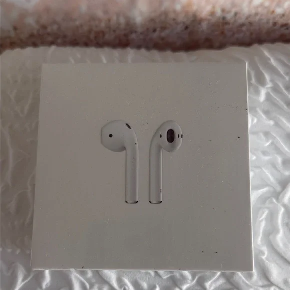 Apple AirPods in Classic White sealed New 🆕