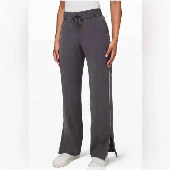 Lululemon Right On Track Pants