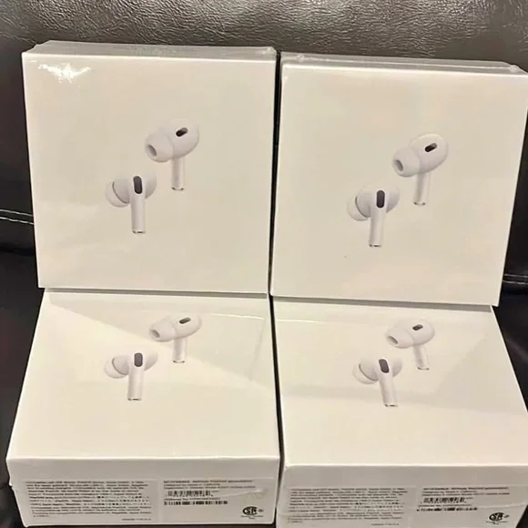 Apple AirPods Pro - Sleek White Design