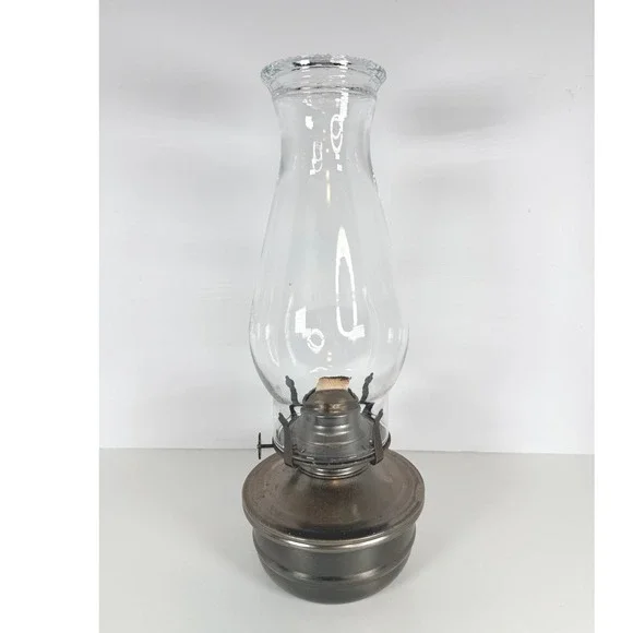 VTG working Metal Oil Lamp Clear‎ Glass Hurricane Shade Rustic Farmhouse Decor