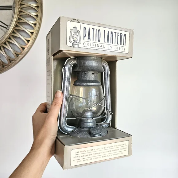NWT Patio Lantern Dietz #78 Original Oil Burning Lantern 2002 Williams Sonoma