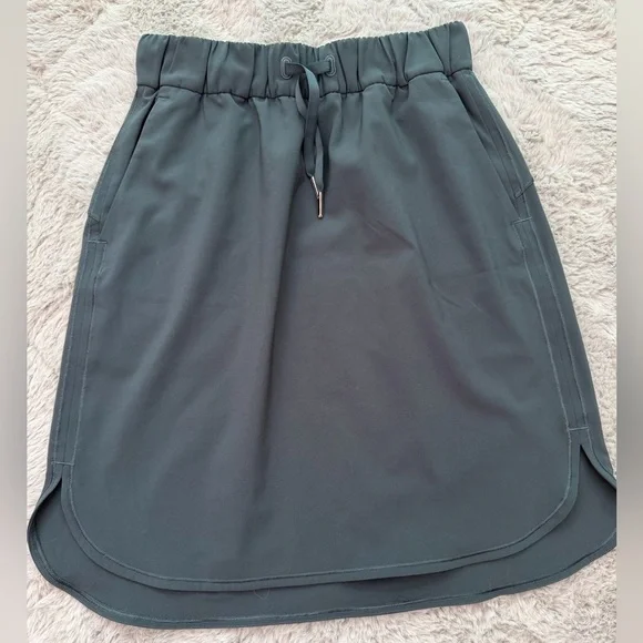 Lululemon Athletica On The Fly Skirt