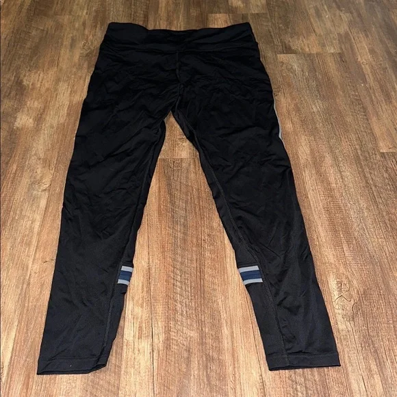 Lululemon Run Crew Tight size 12‎
