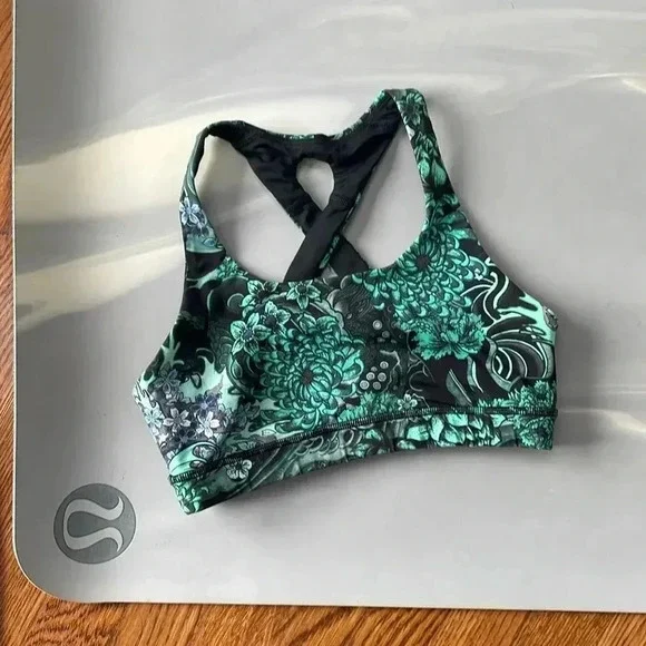 Lululemon I 6