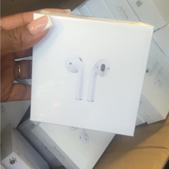 Apple AirPods Bluetooth Earphones - White
