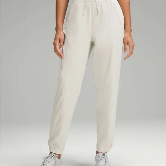 Lululemon Athletica Cream Track Pants High-Waisted Relaxed Fit