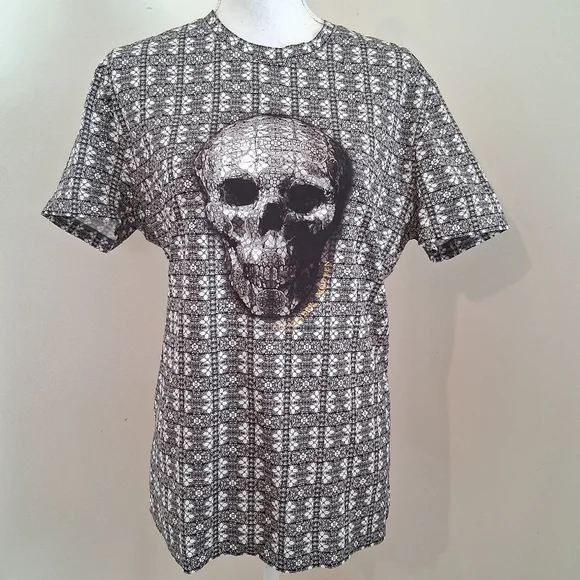 Alexander Mcqueen Skull Men's Black and Gray Graphic T-Shirt Size Large