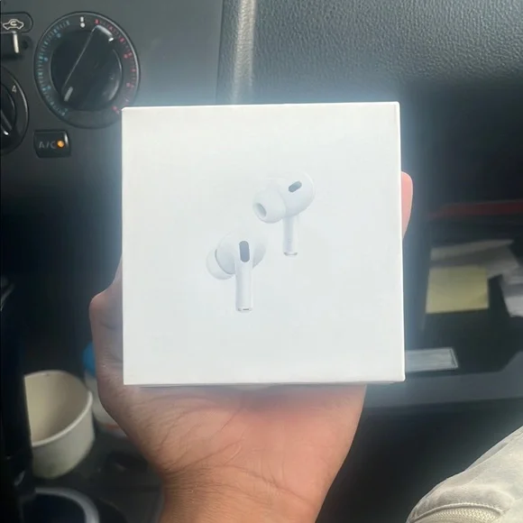 Apple AirPods Pro with Charging Case