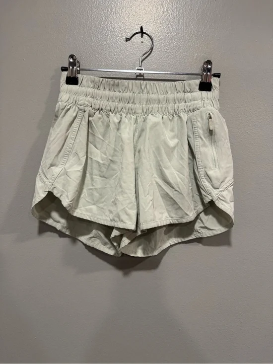 Lululemon Tracker Short V *4