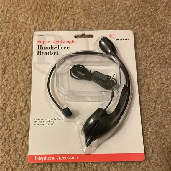 Brand new Radio shack super lightweight Black Hands-Free Headset