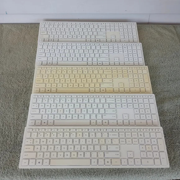 HP Wireless Keyboard - No USB Receiver Dongle - White