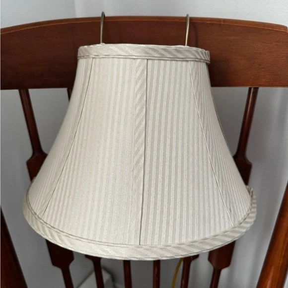 Vintage Cream Headboard Over the Bed Electric Reading Light Lamp Cottage Core