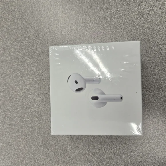 Apple AirPods 4 ANC