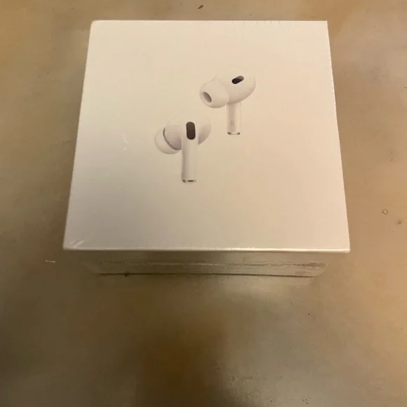 Wireless Apple Airpod Pros (2nd Generation) - White