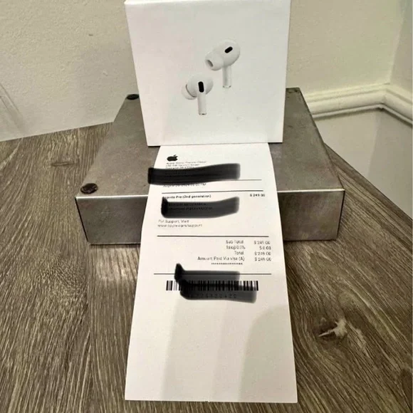 Apple White Wireless Earbuds
