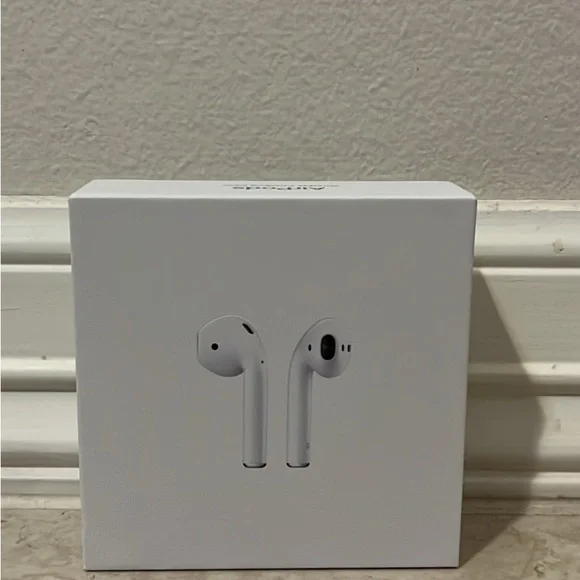 Apple White AirPods Wireless Headset