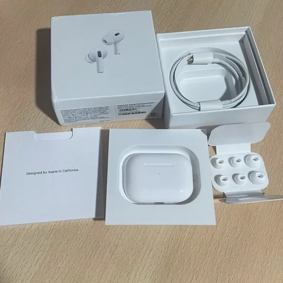 Apple AirPods Pro gen 2 with Accessories