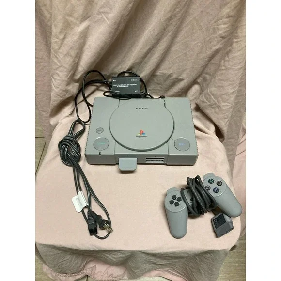 Sony PlayStation With One Controller Tested
