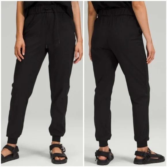 Lululemon Stretch High-Rise Jogger Size 4 Black W5DQDS