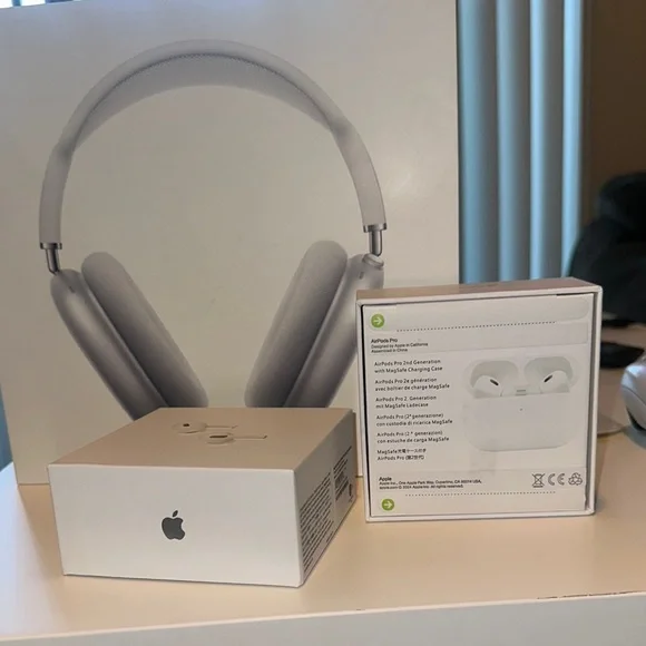 Apple AirPods Pro.