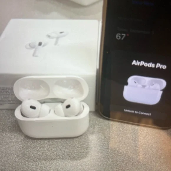 Apple AirPods Pro - White