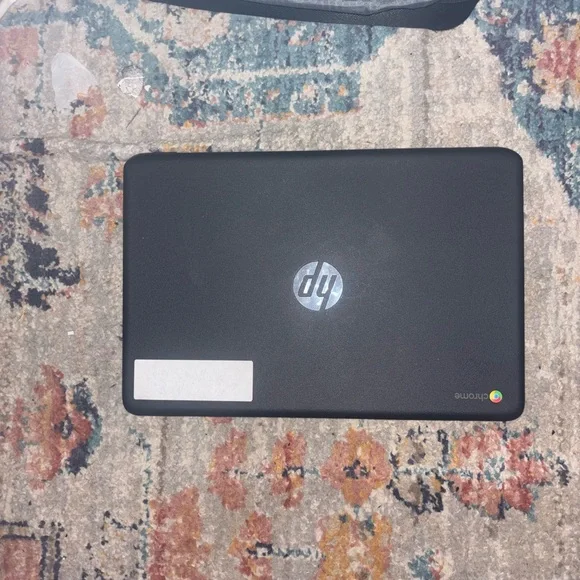 HP TouchScreen Laptop fully functional basically brand new Open to any offers