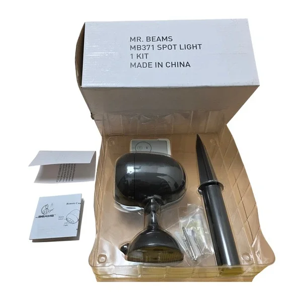 Mr Beams MB371 Spotlight Kit with Remote Control White Open Box‎ Like New