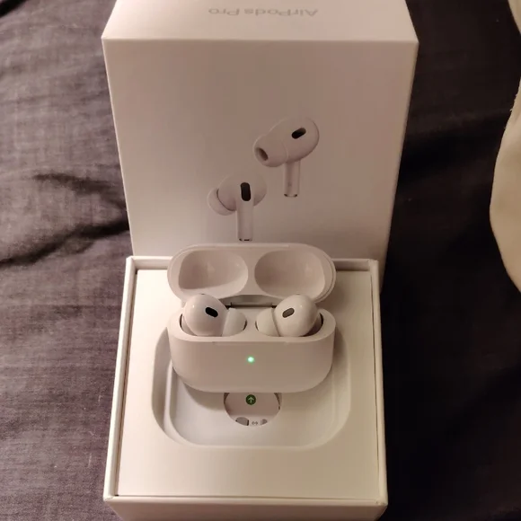 Apple AirPods Pro - White