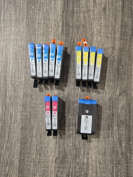 HP Instant Ink Lot Cyan, Yellow, Magenta, Black 902 903 904 905 Dates Vary