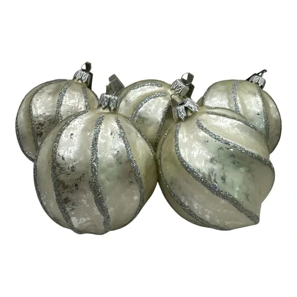 Vintage Hand Blown Glass Cream Glitter Swirl Round Ornaments NWT Set Of 5