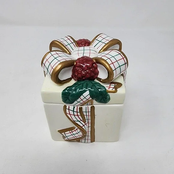 Vintage Avon China Gift Box Lidded Trinket Jar‎ Plaid Bow Ceramic Holiday Decor
