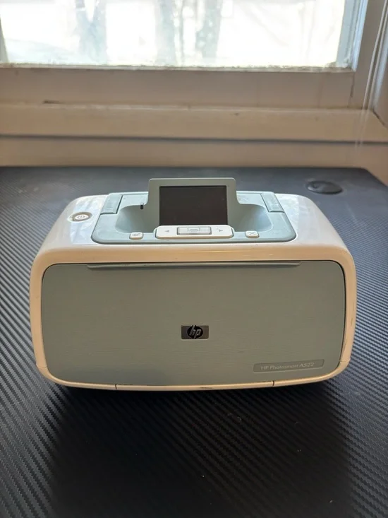 HP Photosmart A522 Portable Photo Printer in Light Blue and White