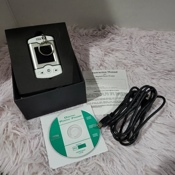 HP Ingram Micro Digital Photo Keychain With Disk New In Box