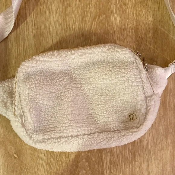 lululemon athletica Cream Sherpa Crossbody Belt Bag with Gold Accents