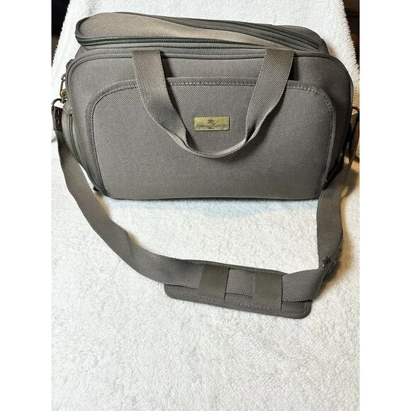 Tommy Bahama Essentials Travel Carry On Overnight Green Canvas Duffle Bag