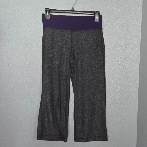 Lululemon Wide Leg Crop Yoga Pant - 4 Dark Heather grey/Purple