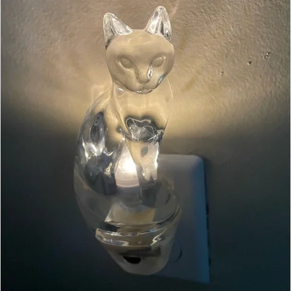 Vintage Clear Acrylic Cat Night Light